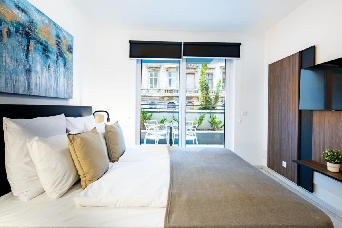 Terrace Garden - Free Parking - New And Cozy Apartment Budapest