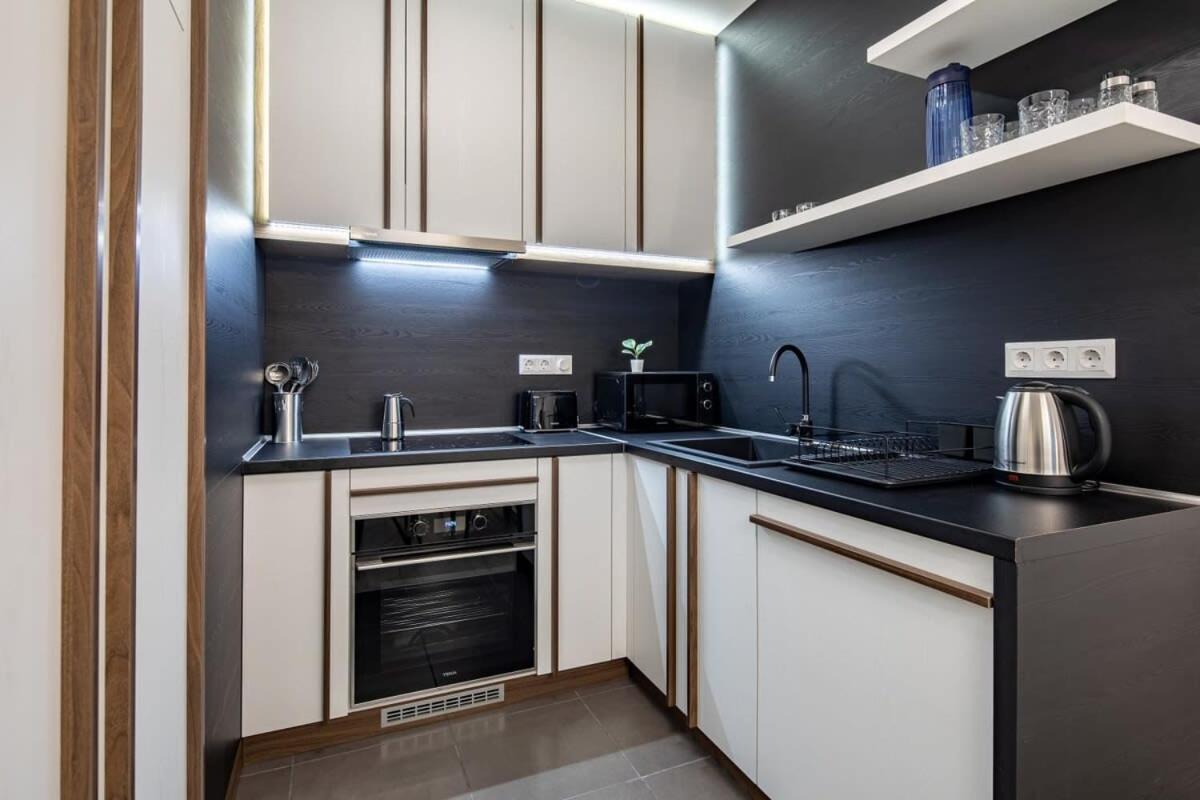 Terrace Garden - Free Parking - New And Cozy Apartment *