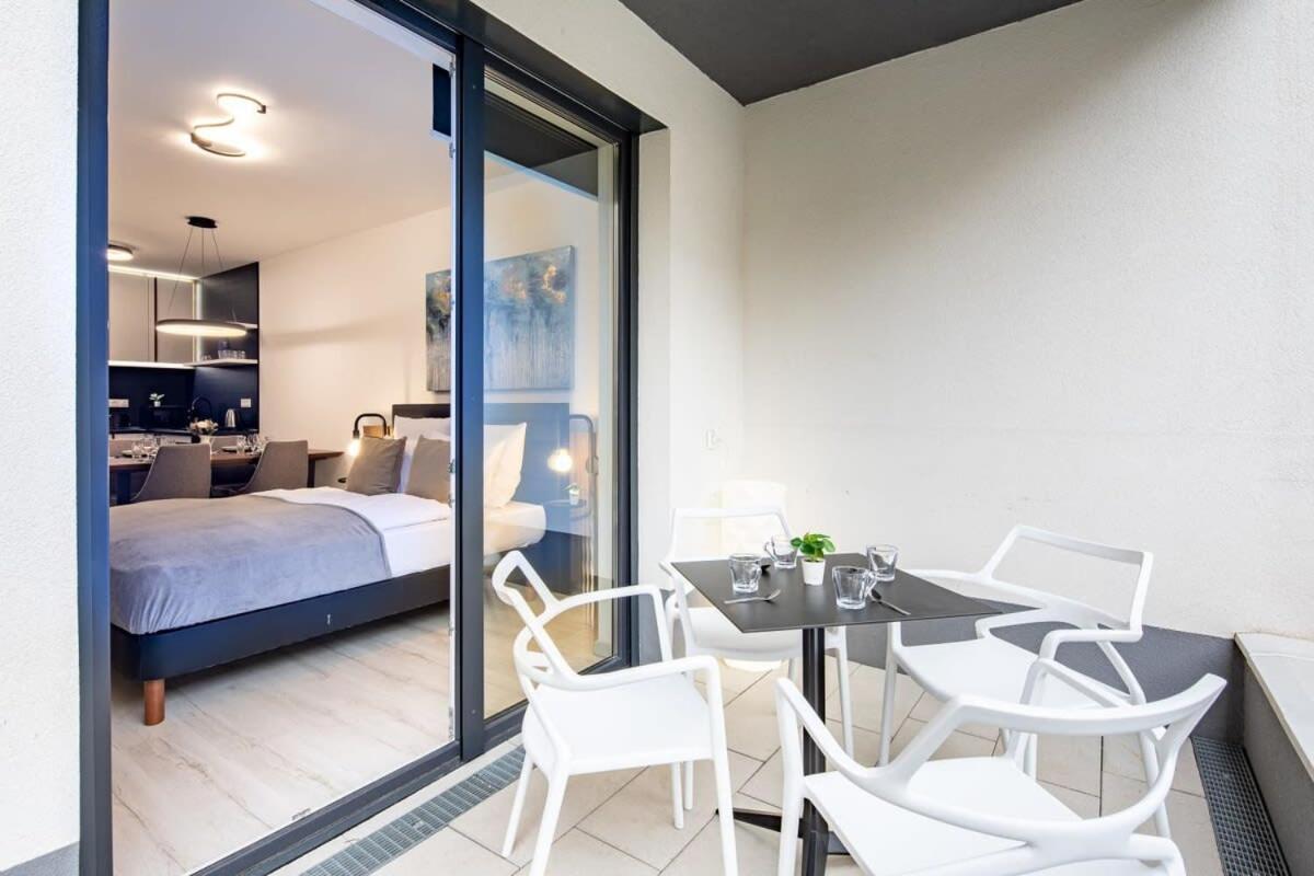 Apartment Terrace Garden - Free Parking - New And Cozy *