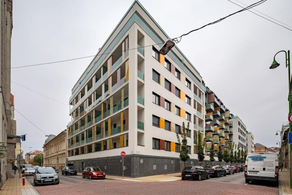 Terrace Garden - Free Parking - New And Cozy
